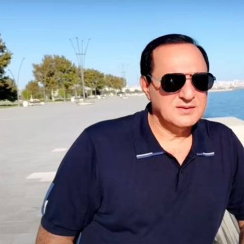 دانلود آهنگ ترکی مناف آقایف به نام مندن اوترو آغلامایین دانلود آهنگ ترکی مناف آقایف به نام مندن اوترو آغلامایین