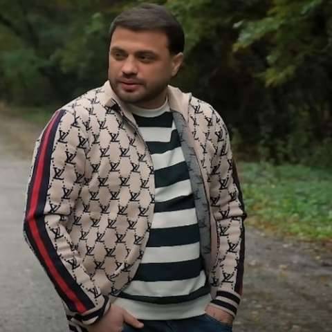 دانلود آهنگ ترکی منا علیو به نام دیوانه لر وار دانلود آهنگ ترکی منا علیو به نام دیوانه لر وار