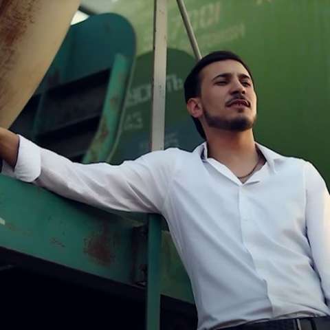 دانلود آهنگ ترکی ناهید ممدوف به نام خیالی عشق